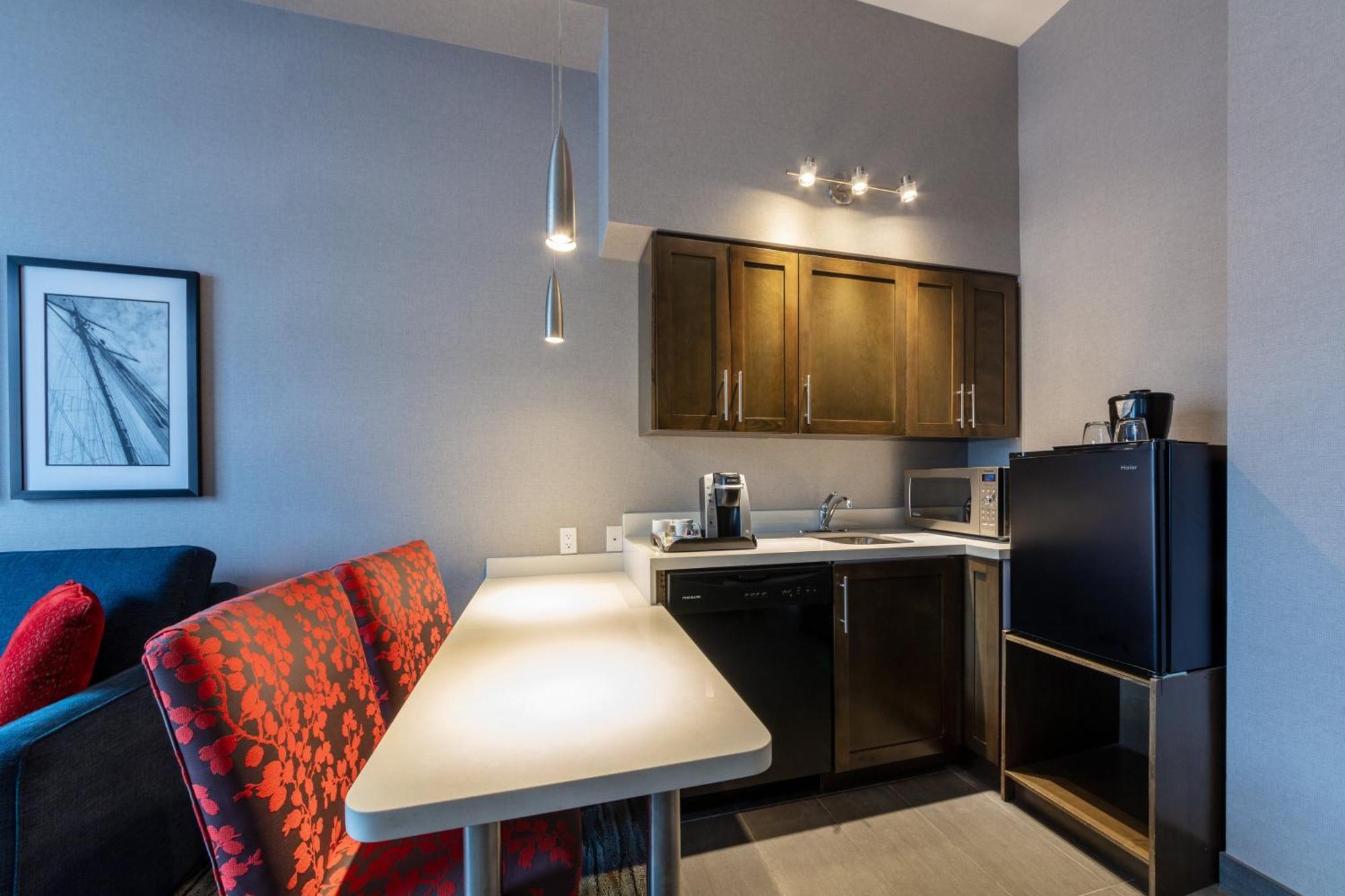 Holiday Inn Express & Suites Riverport Richmond By Ihg Exteriér fotografie